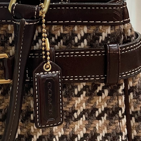 Vintage Coach Tweed Shoulder Handbag - Picture 3 of 6